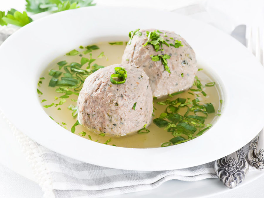 Stefanie Hödlmoser's Gebackene Leberknödelsuppe